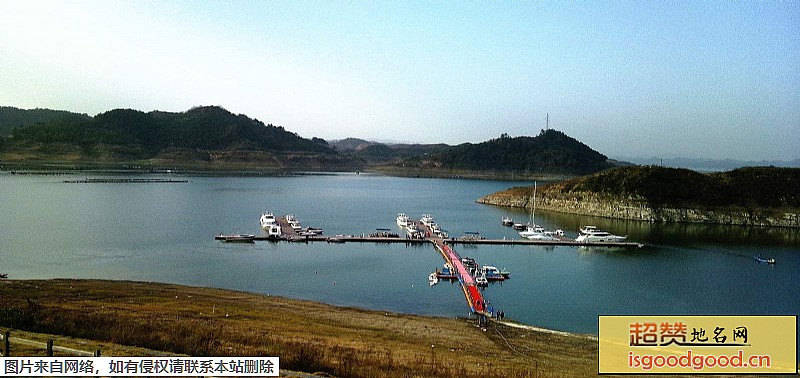 六里坪附近景点武当山太极湖