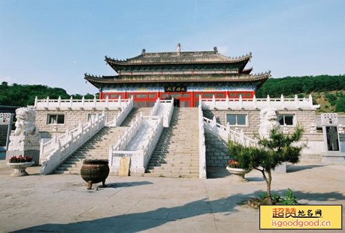 双庙子附近景点常泰寺