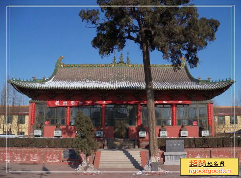 城赵附近景点兴梵寺