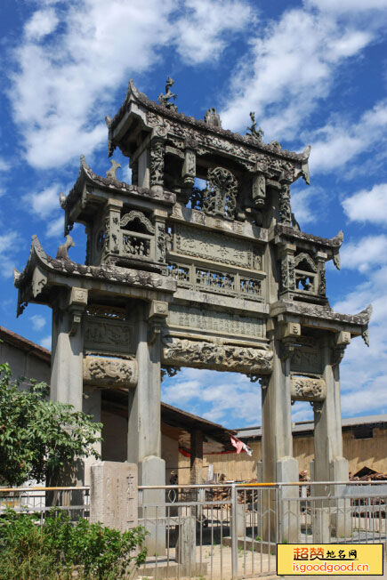 度尾附近景点东门石坊