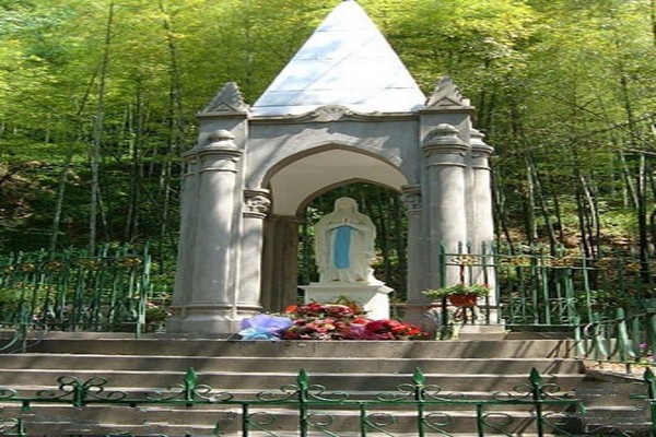 上海佘山圣母大教堂旅游攻略