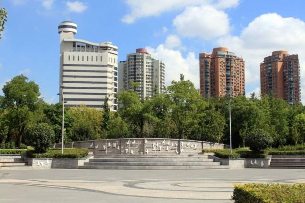 上海和平公园旅游攻略