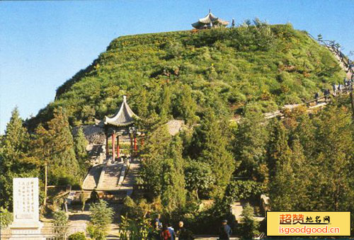昭乌达路附近景点王昭君墓