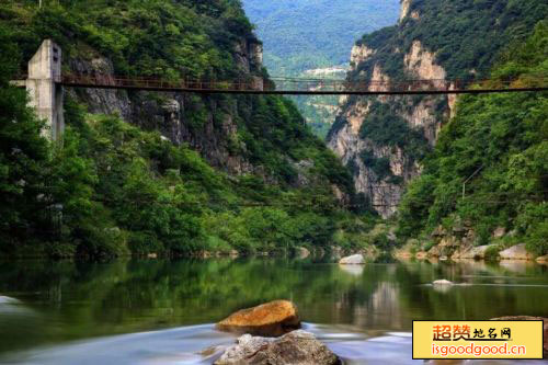 昆寨附近景点老凹仲鱼洞河风景区