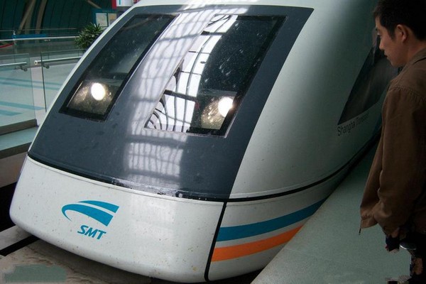 上海磁悬浮列车旅游攻略