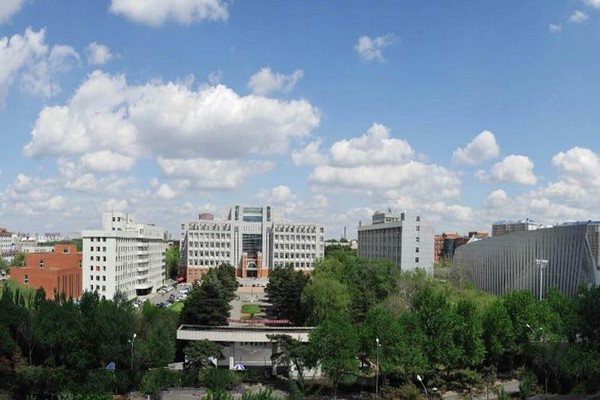 东北师范大学旅游攻略
