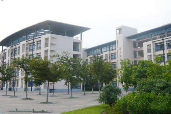 东华大学旅游攻略
