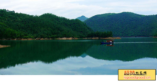 桃花仑附近景点秀峰湖