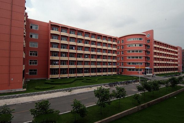 东北师范大学旅游攻略