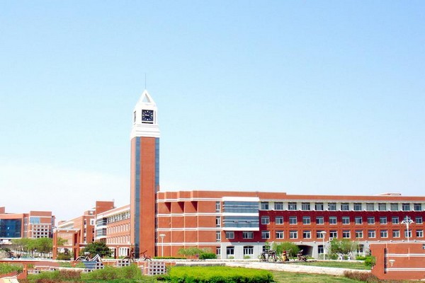 东北师范大学旅游攻略