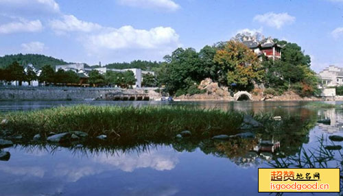 梓门桥附近景点溪口风景区