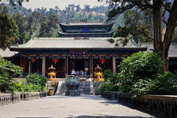 交城卦山旅游攻略