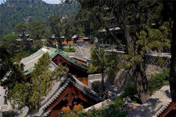 交城卦山旅游攻略