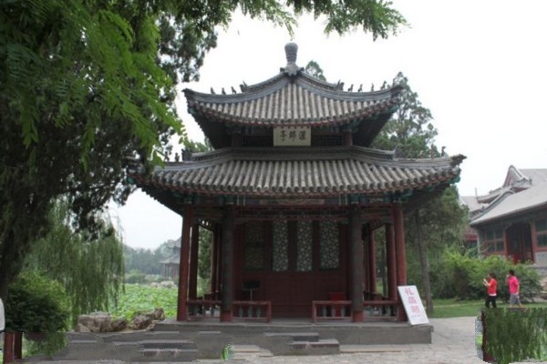 保定古莲花池旅游攻略