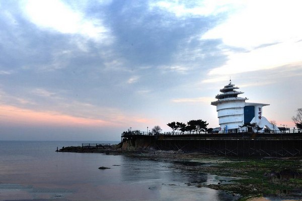 北戴河碧螺塔酒吧公园旅游攻略
