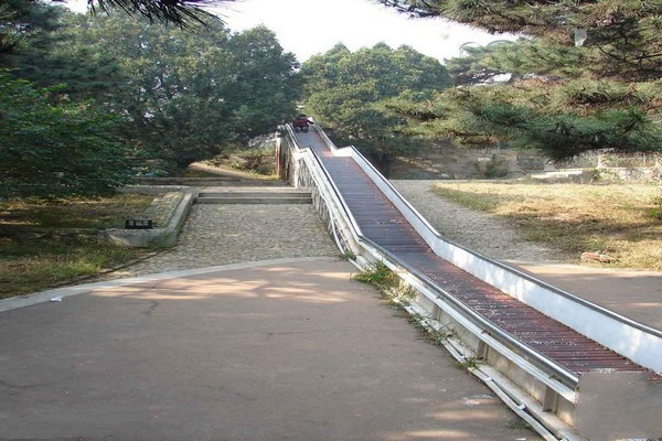 北戴河怪楼奇园旅游攻略