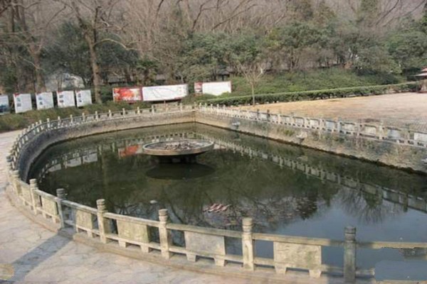 南京栖霞山风景名胜区旅游攻略