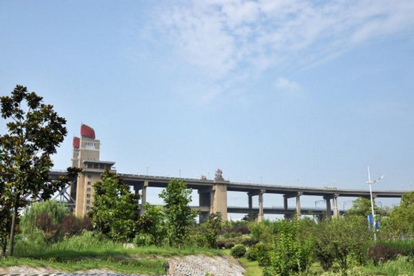 南京长江大桥旅游攻略