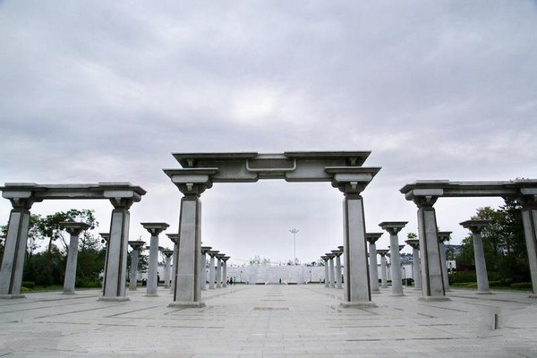 吉林敦化渤海广场旅游攻略