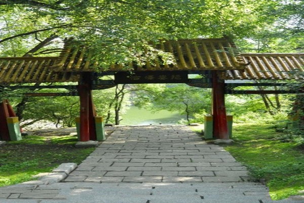 吉林市龙潭山公园旅游攻略