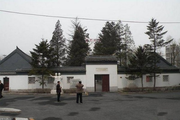 吉林金日成读书纪念室旅游攻略