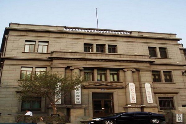 哈尔滨中央大街旅游攻略