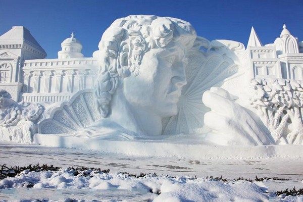 哈尔滨太阳岛国际雪雕艺术博览会旅游攻略
