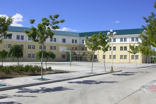 哈尔滨医科大学旅游攻略