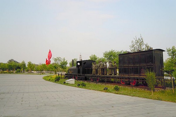 唐山百年开滦广场旅游攻略