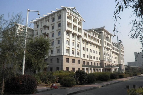 哈尔滨医科大学旅游攻略