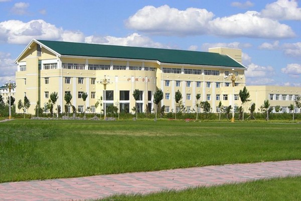 哈尔滨医科大学旅游攻略