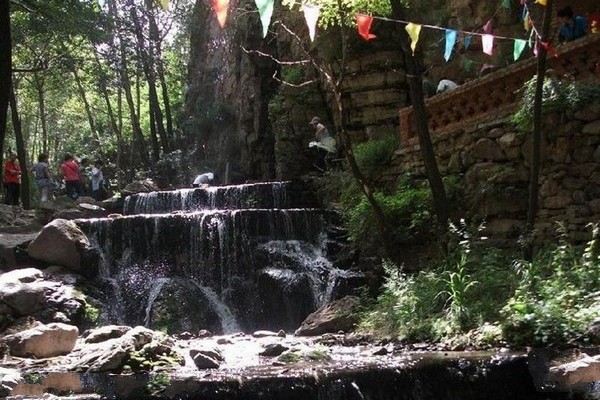 大同灵丘桃花山旅游攻略