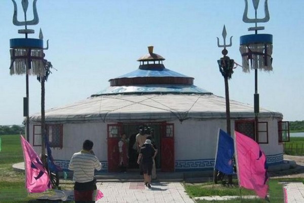 大庆吉禾民族赛马场旅游攻略