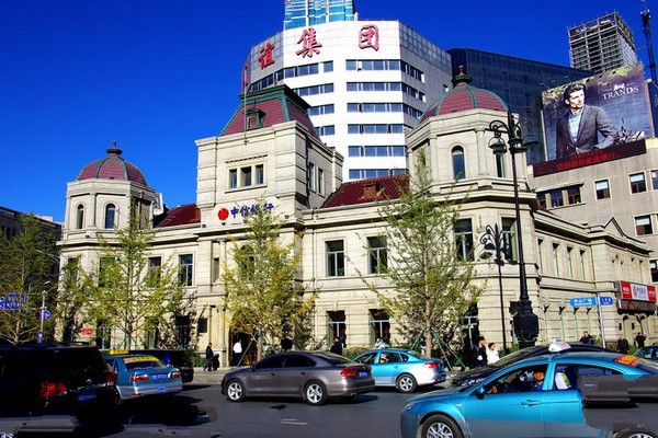 大连中山广场旅游攻略
