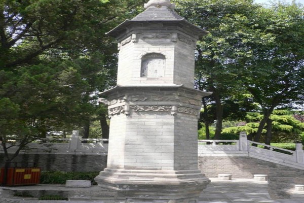 太原双塔寺旅游攻略