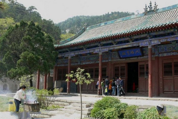 太原崛围山旅游攻略