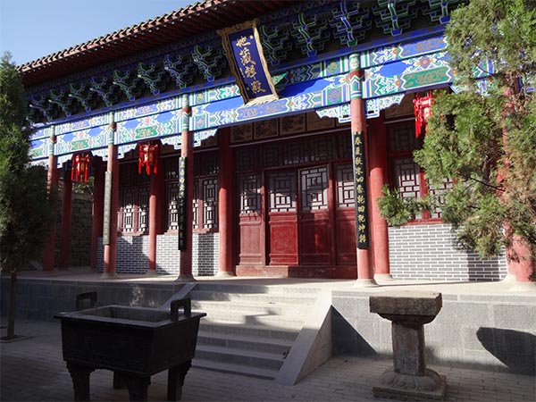 娲皇宫旅游攻略