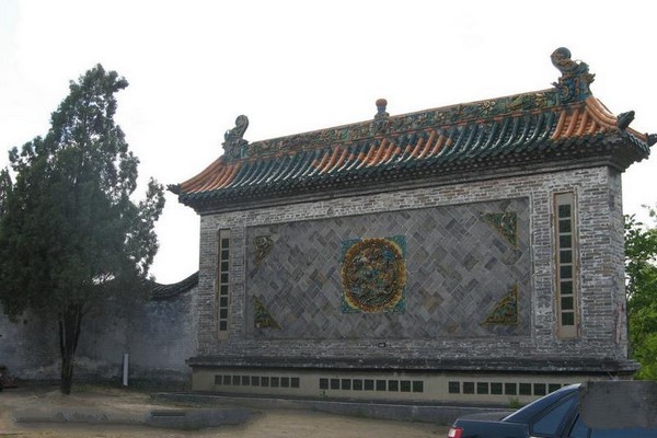 平定冠山森林公园旅游攻略