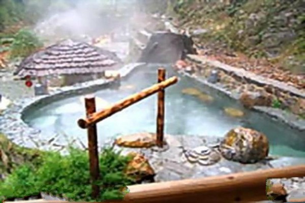 平山西苑温泉景区旅游攻略