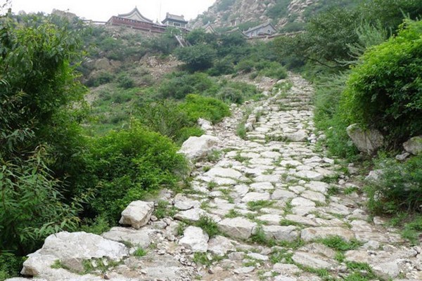 张家口鸡鸣山景区旅游攻略