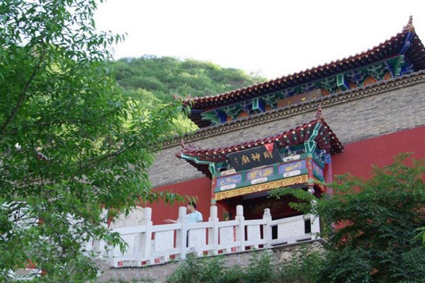 张家口鸡鸣山景区旅游攻略