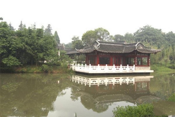 扬州茱萸湾公园旅游攻略