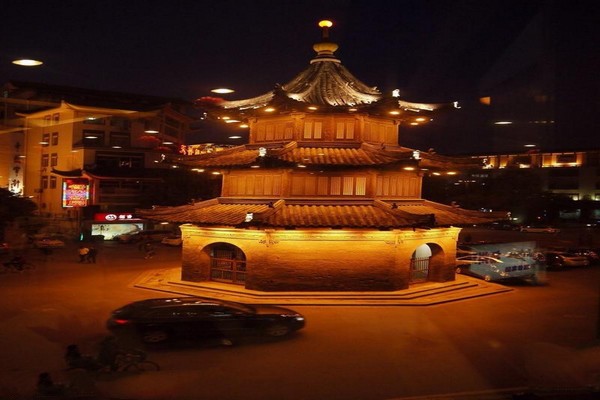 扬州四望亭旅游攻略