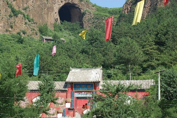 承德龙凤洞旅游攻略
