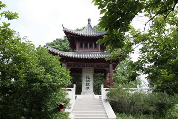 扬州茱萸湾公园旅游攻略