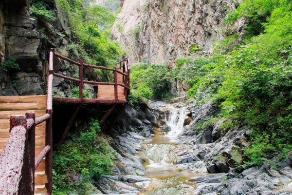 永济中条神潭大峡谷旅游攻略