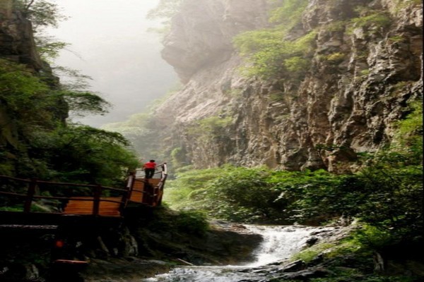 永济中条神潭大峡谷旅游攻略