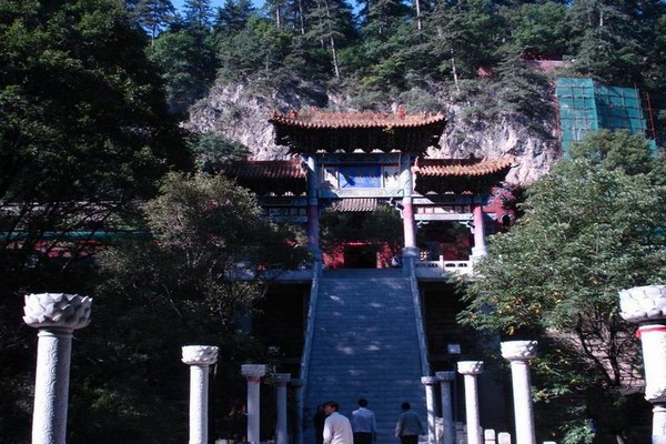 沁源灵空山旅游攻略