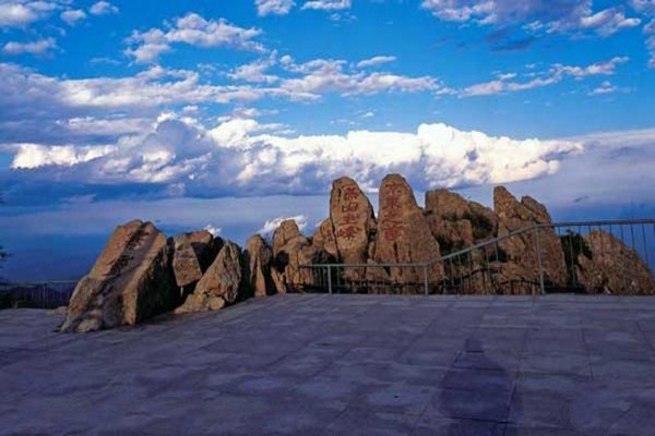 河北雾灵山自然保护区旅游攻略
