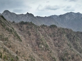 万华山